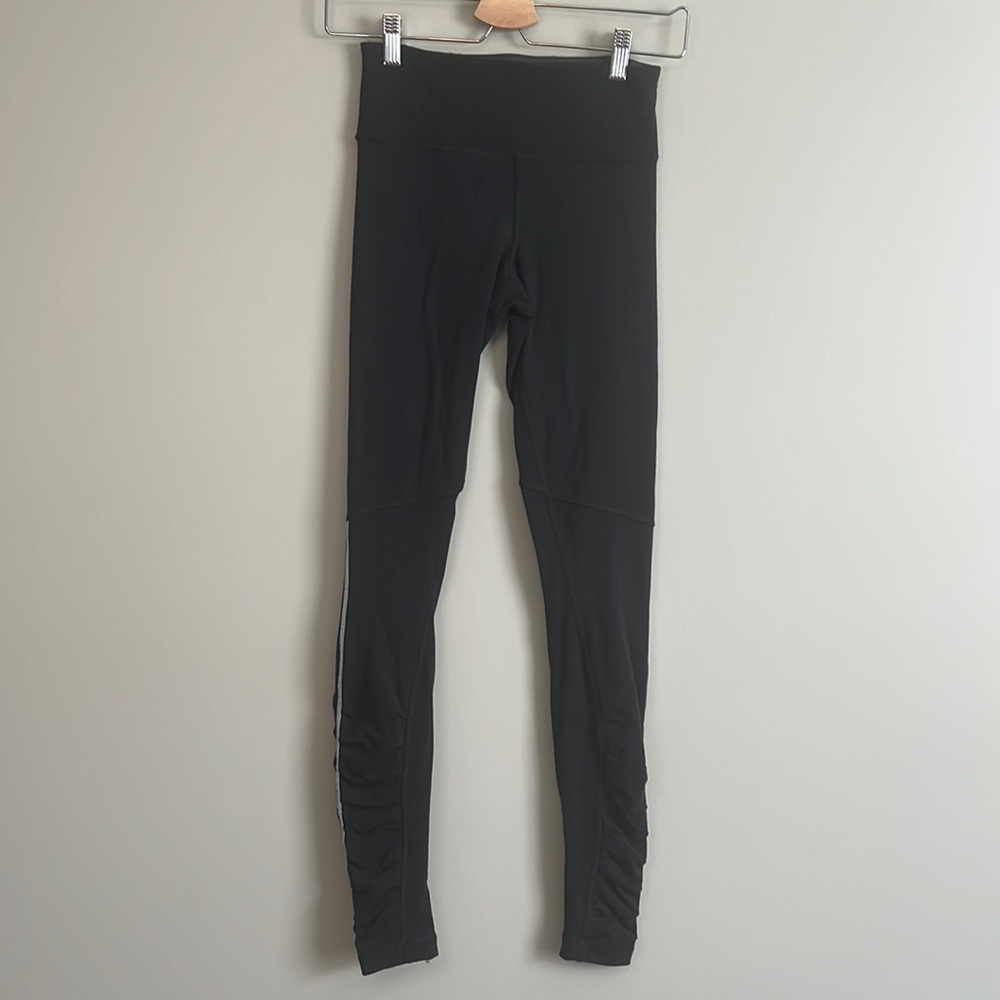 Lululemon pants size 2